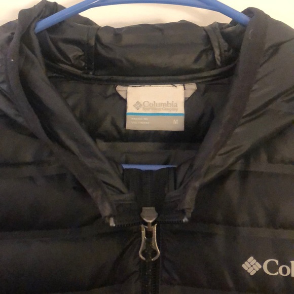 Women’s Columbia Down Jacket - Picture 3 of 4